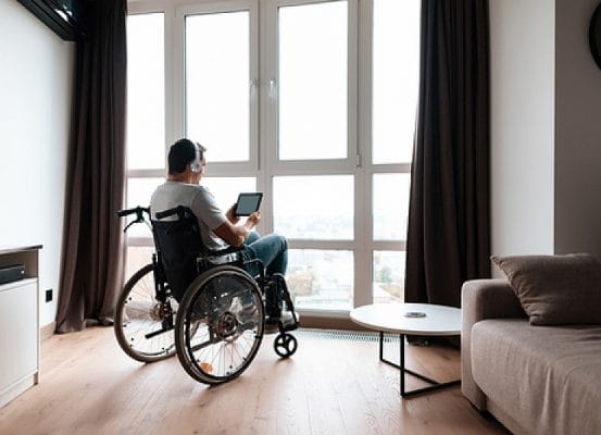 barriere architettoniche infissi (2)